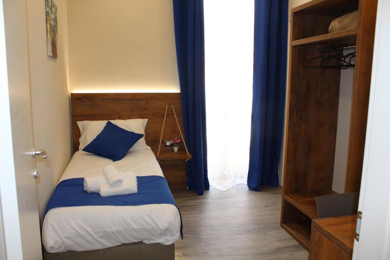 Arsenale Porto Bed & Breakfast Palermo Bagian luar foto