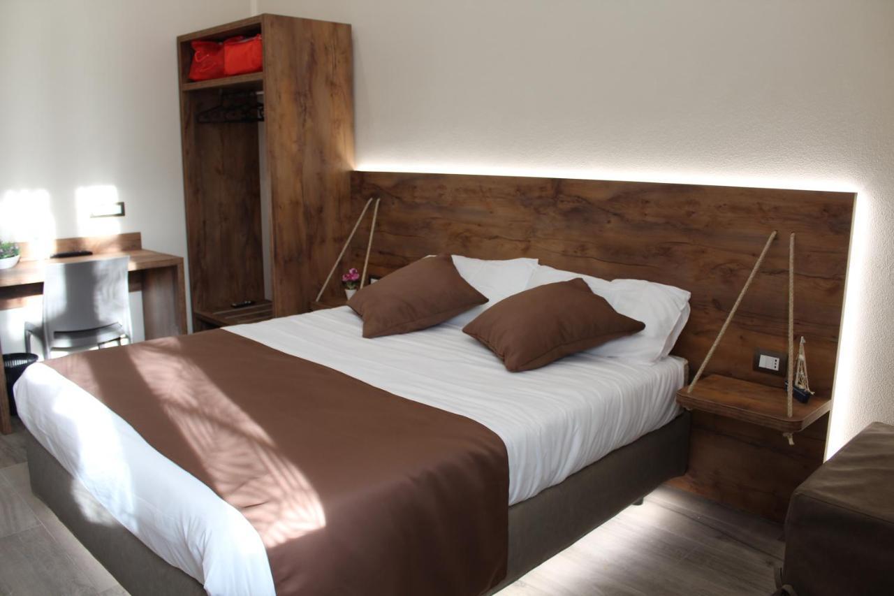 Arsenale Porto Bed & Breakfast Palermo Bagian luar foto
