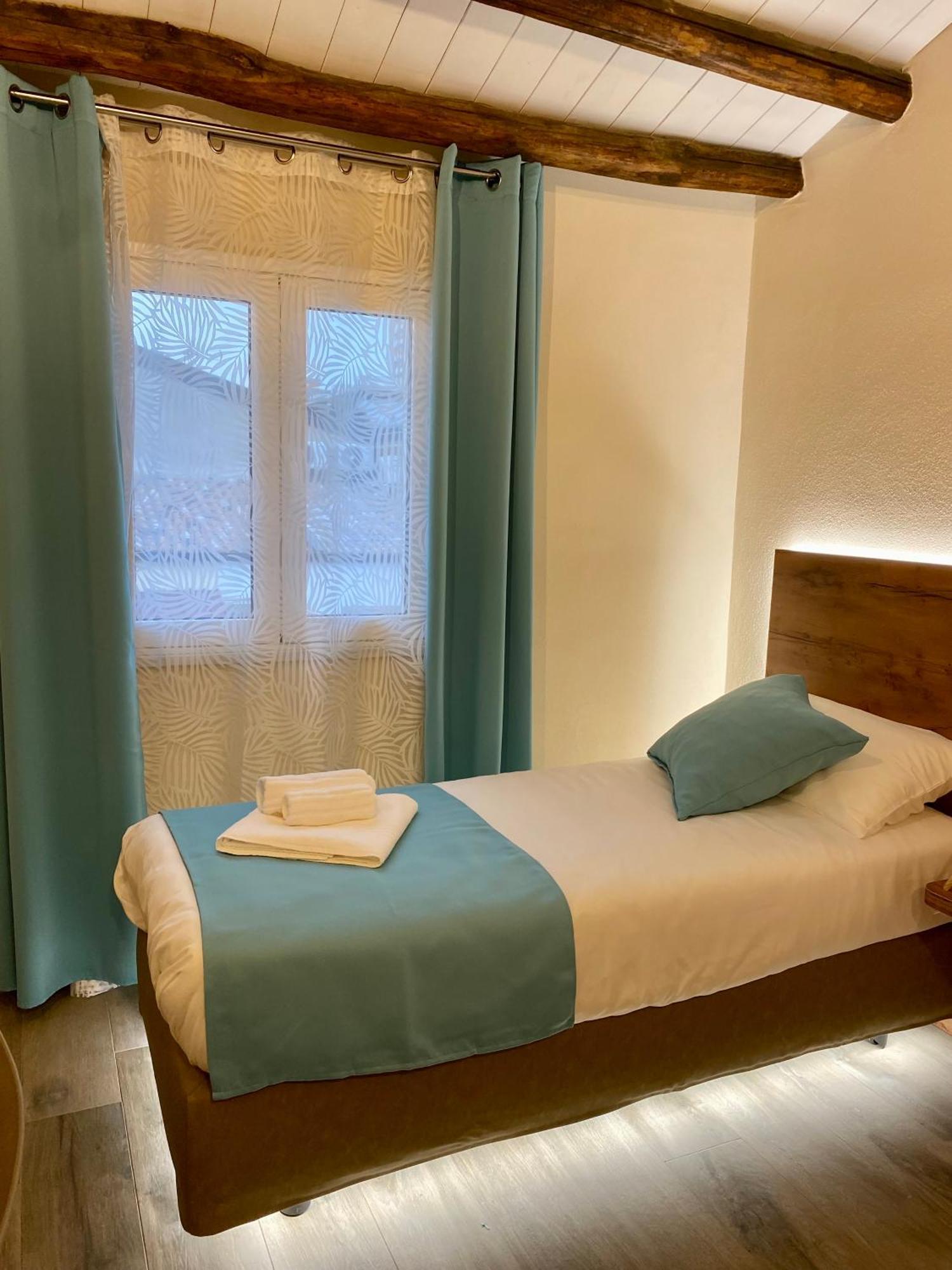Arsenale Porto Bed & Breakfast Palermo Ruang foto