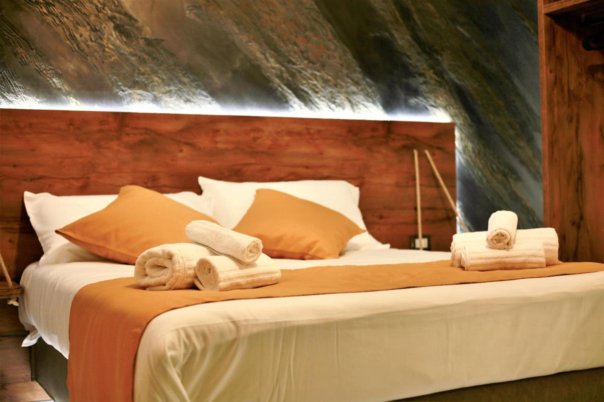 Arsenale Porto Bed & Breakfast Palermo Ruang foto