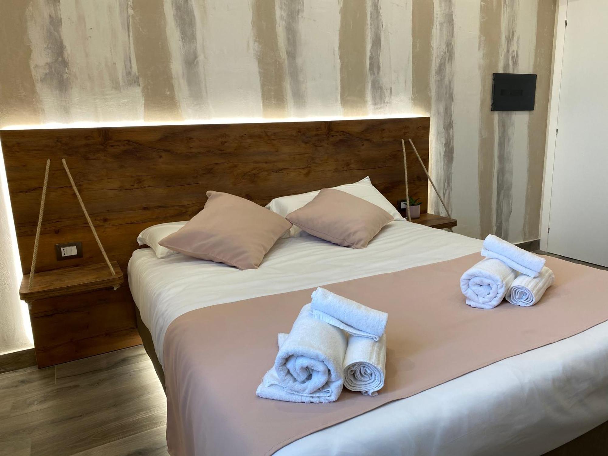 Arsenale Porto Bed & Breakfast Palermo Ruang foto