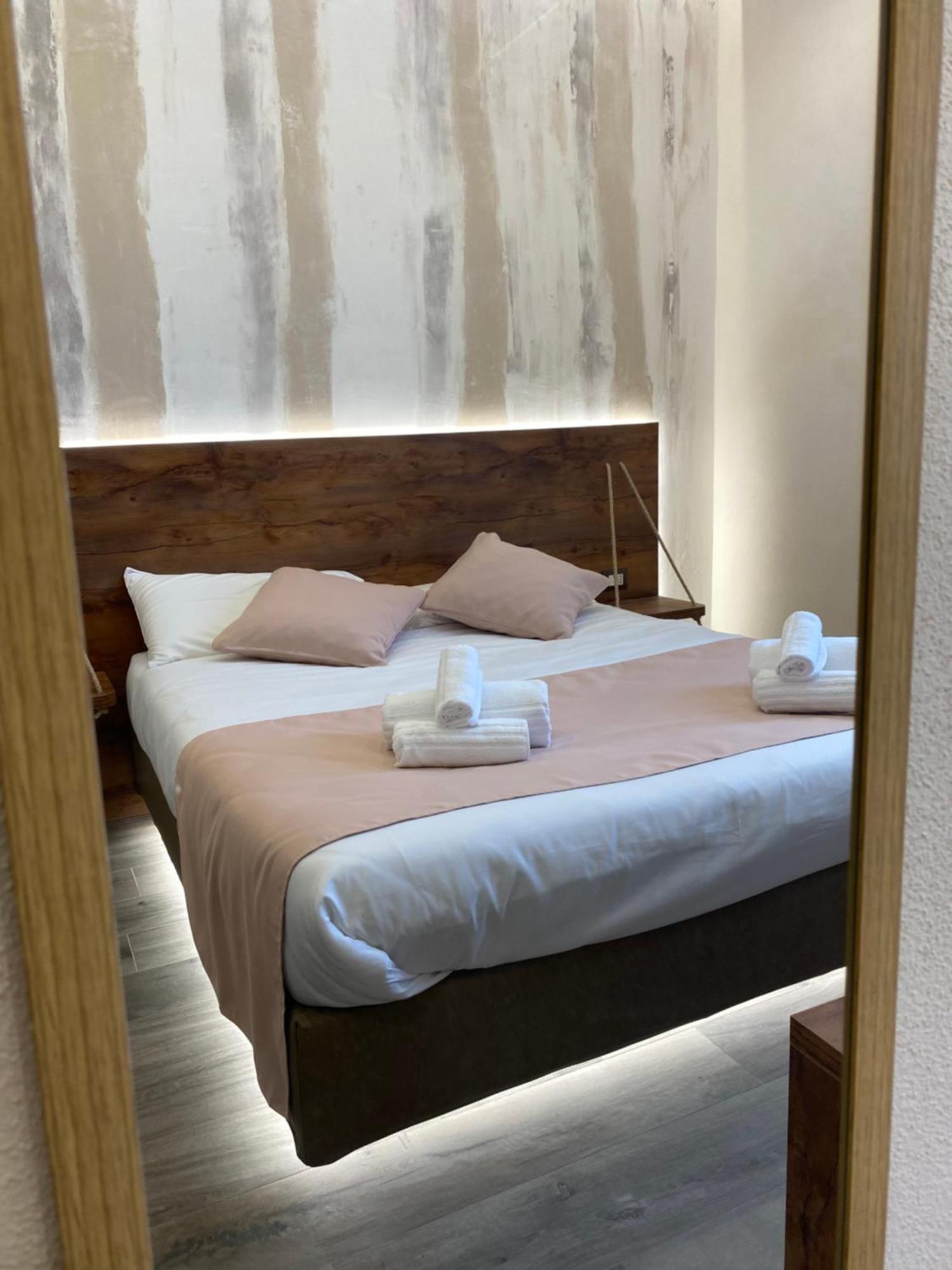 Arsenale Porto Bed & Breakfast Palermo Ruang foto
